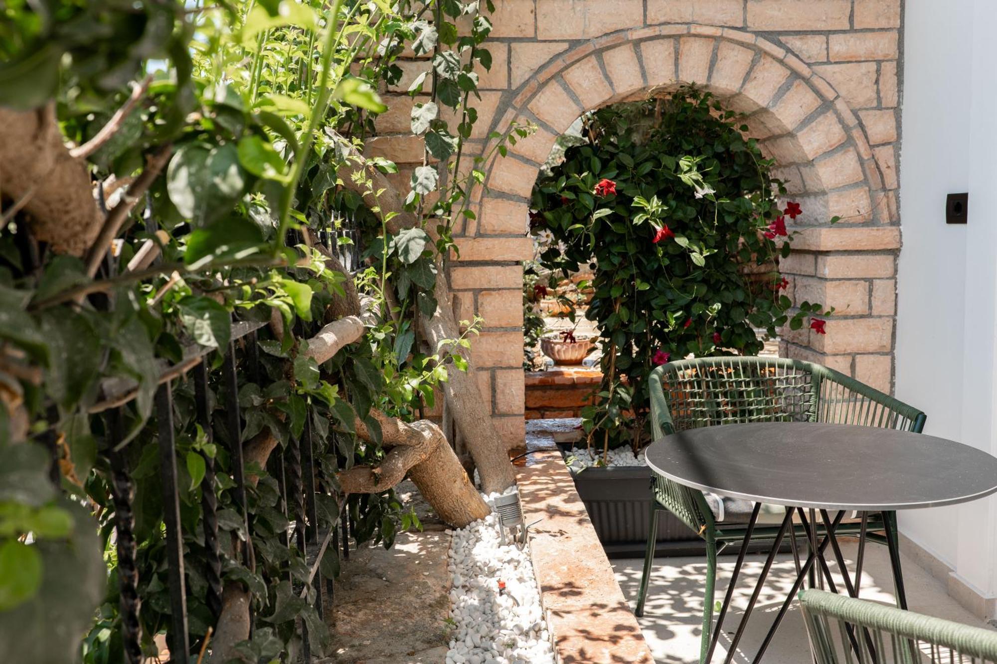 Kamara Rooms Sarande Exterior photo
